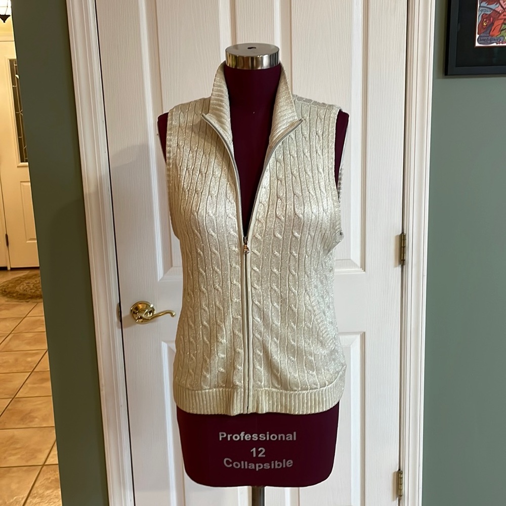 Ralph Lauren Golf metallic silver vest with pockets size XL